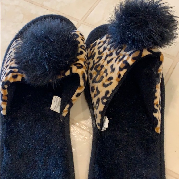 Cheetah slippers - Picture 4 of 4